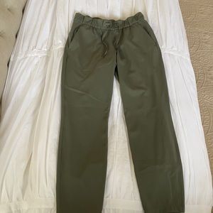 Lululemon On The Fly Pant